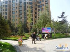 亚太花园2大会1厅1卫79.27平米电梯房可按揭43万议