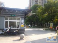 位置安静+户型方正+花园旁绿化好+双交轨出行便利