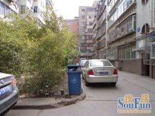 市政府住宅区(山字石) 4室1厅 东 西