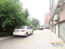 四楼顶复,品质小区,高得房率,南北通,诚心出售