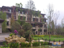 美利溪镇联排别墅,带花园露台私家车库