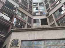 户型方正,采光好,可拎包入住,随时可看