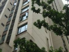 业主自住装修,正规大两房,装修保存好,业主诚心卖