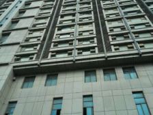 出国诚心卖,自住婚装,有天然气!楼下8号线直通园区