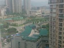 带50平米花园的精装三房,近轻轨