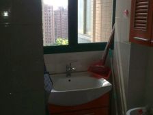 近地铁白玉兰小区,顶楼别墅,大露台,业主诚意出售