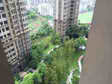 龙湖物业,全新精装四房,视野好,拎包入住