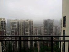 看湖大平层,南北通透,豪装