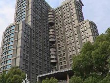 凯翔国际广场,出门轻轨,交通方便,诚心出售,价格可谈