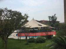 房子朝中庭的 视野五遮挡 业主诚心出售