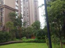 清水大四房, 近轻轨 ,龙湖物业, 出行方便环境好