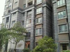 梵顿公馆三期 南北通透,采光好 装修好,环镜优美 近地铁 周边匹套完善,,出行方便