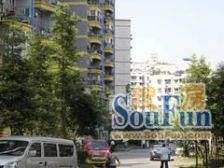 此房满五年 户型方正 采光好 出入方便,安全,