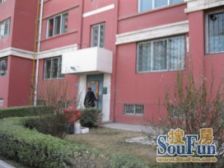 二热 空港花园三室两厅 电梯房 南北通透