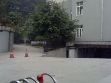 学府路 巴蜀小学教师集资楼三房113万
