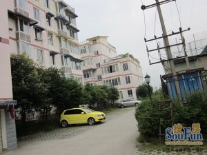 怡合花苑2室2厅东南