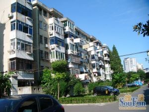 6号10号双轨交通方便成熟地段近市七医院位置好
