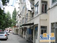 南泉北路301弄小区1室东朝向260.00万元/套出售