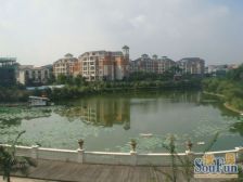 此房为全新毛坯,随心装修。红本在手。