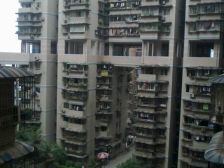 巴属陪渎,电梯房。10号线地铁,有大炒市农贸市场