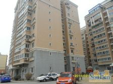 雁滩公园旁 荣达小区大三室 南北通透 湖景房 视野开阔