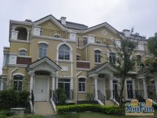 新出联排竹笋!17号线地铁口赵巷站1000米 带院子!