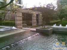 房子四房业主自住, 三房和厅均朝南 , 视野采光好!