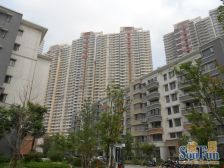 一梯两户,大两房,精装修,一楼送花园