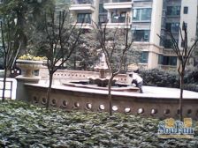 李家沱曼哈顿大平层,交通便利,配套齐全生活便利