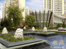 鸿运润园 南北通透 精装修 河景房 交通方便