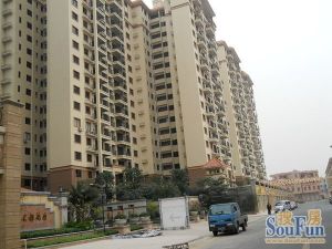 东海名都南向高层毛坯三房视野开阔