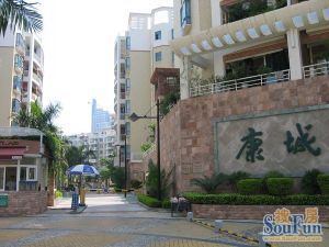 康城花园地铁口,成熟商圈,封闭式管理