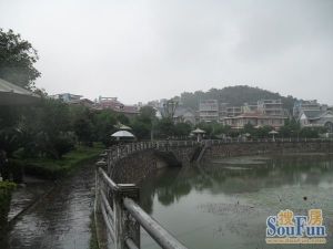 同升水库边上,D区湖边!诚心出售!