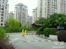 河景房 精装修 五F钟到地铁 配套设施齐全 采光好