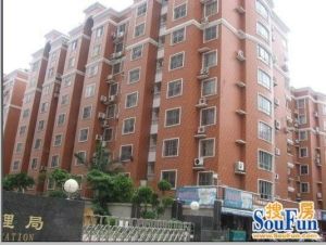 新店十字路口,小两房,交融方便,户型好