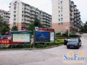 距离地铁七号线在建仅500米交通便利南北通透
