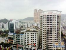 此单位过五年的 放租放卖的 朝南高层单位,格局方正采