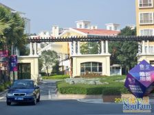 阳光半岛大面积1房公寓,业主诚心出售,看房方便。