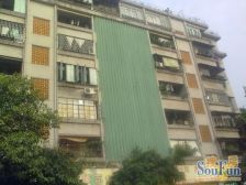 体育路小区,房子格局方正采光好,实用率高,方便看房