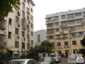 西湖边宝石山下,低总价一室一厅,精装修拎包入住