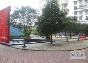 流星花园 1室0厅 东南