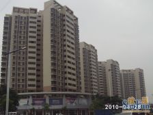 星河商圈公园旁,视野开阔,南北对流,舒适满五四房