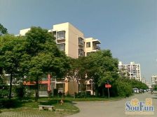 主卧朝南,环境优美,居家装修,诚意出售