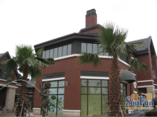 融城华府 装修上叠带车位 有稳定租约 近小区大门