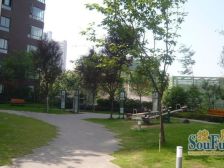 东站旁大平层精装洋房 旁边就是公园 轻轨 配套成熟