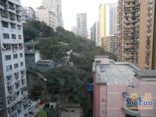 步行到解放碑300米,鑫龙大厦+上半城和下半城的纽带