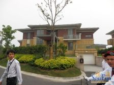 地铁500米 商YE配套齐全 纯独栋小区 精装修