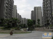卫生间全明,大开间,小区入口附近,品质小区
