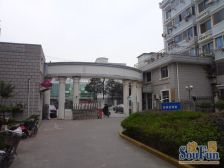 新出大三房,健身楼层,价格真的便宜,房东急售