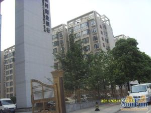 岳银欣苑3室2厅南北